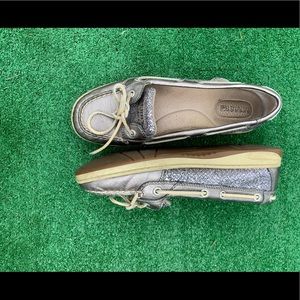 ⭐️Sperry Top Siders, size 8⭐️